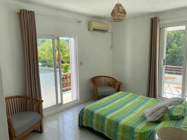21Lg Ilot Fortier M Sea Front And Swimming Pool Ривьер-Нуар Экстерьер фото